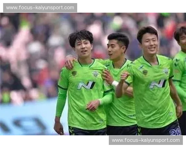 巅峰对决！首尔vs北京国安直播：绿茵场上的东亚豪门恩怨，谁能笑傲亚洲之巅？